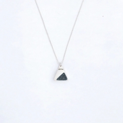 Pingente Difusor Prata 952 Triangulo Turmalina Negra  NATUREZZA